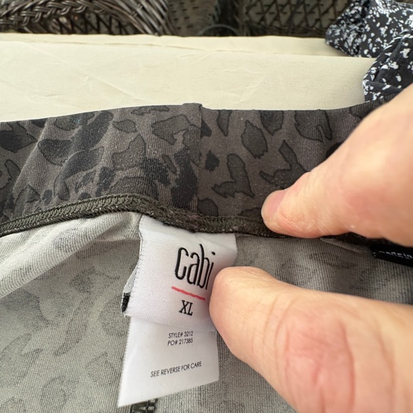 Gray Leopard Print Leggings - Picture 7 of 7